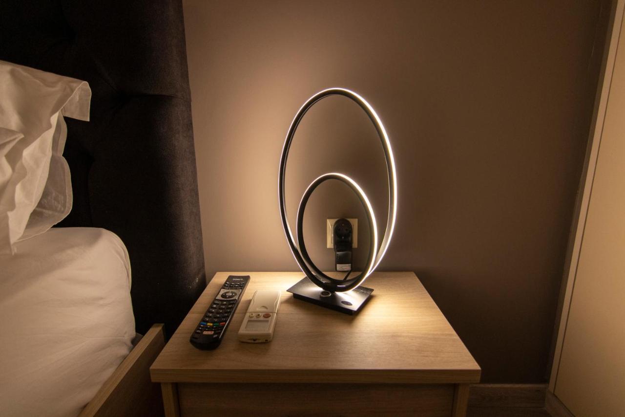 Luxury Apartment 10' From The Center! Atene Esterno foto