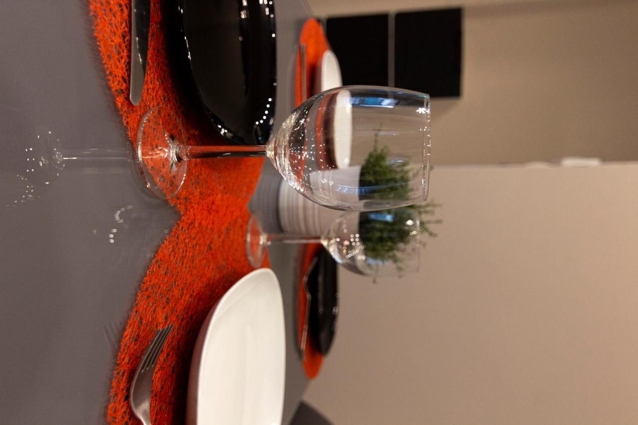Luxury Apartment 10' From The Center! Atene Esterno foto